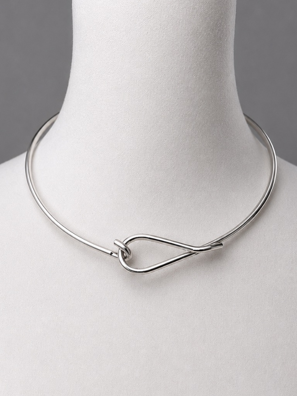 Silver Tone Knot Choker Necklace